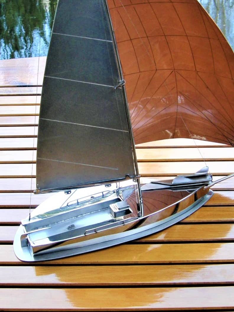 1720 yacht